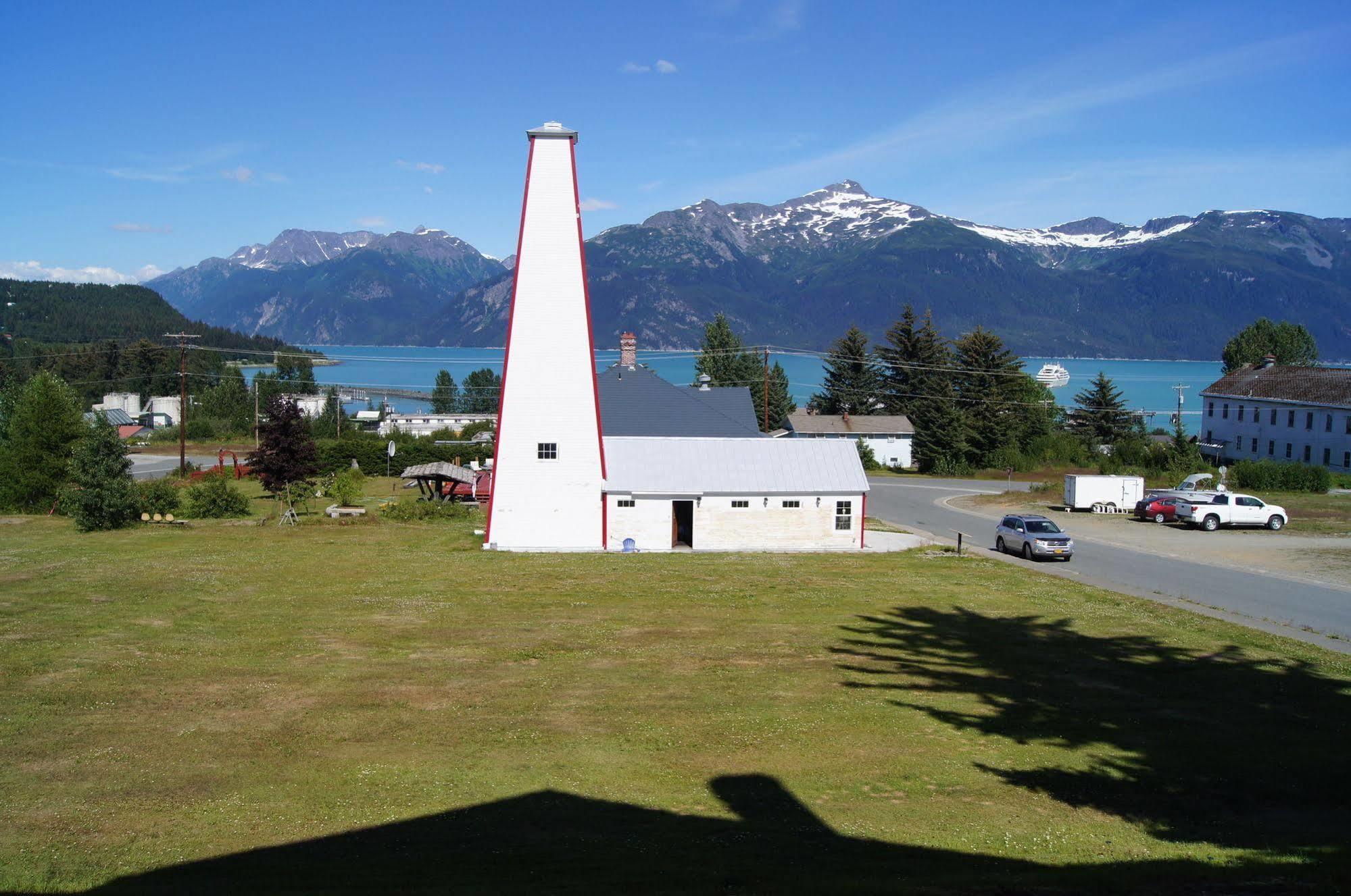 Hotel Halsingland Haines Eksteriør bilde